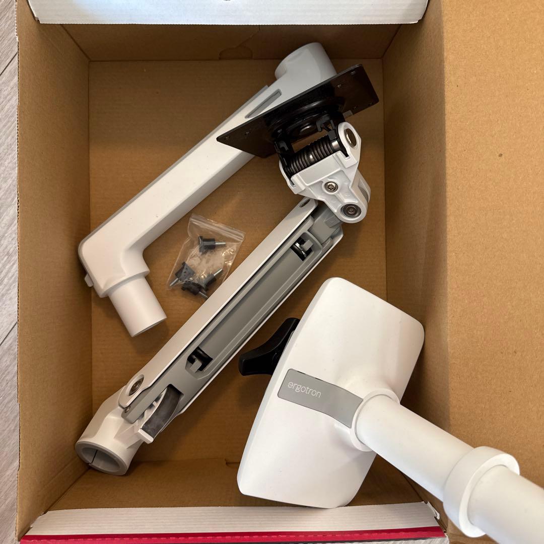 ERGOTRON エルゴトロン LX モニターアーム 45-490-216 - メルカリ