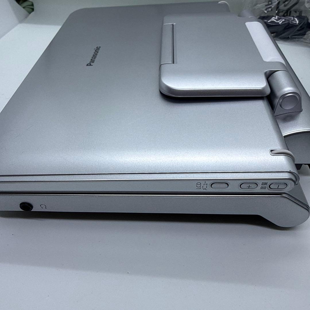 中古)DMP-B100 6.9inchi ポータブルブルーレイディスクプレイヤー