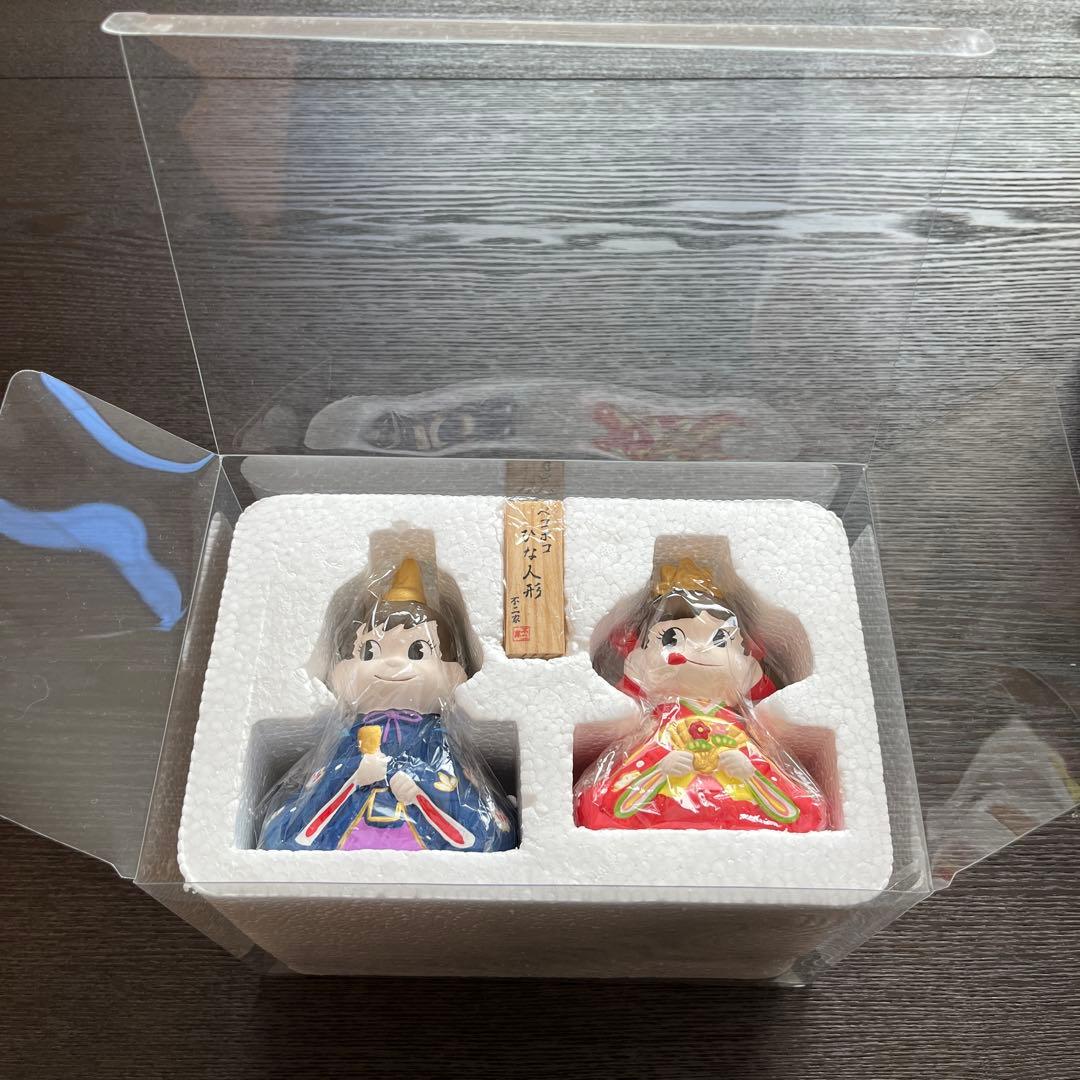 ペコちゃんポコちゃん ひな人形 陶器製 不二家 ペコポコ雛人形 - メルカリ