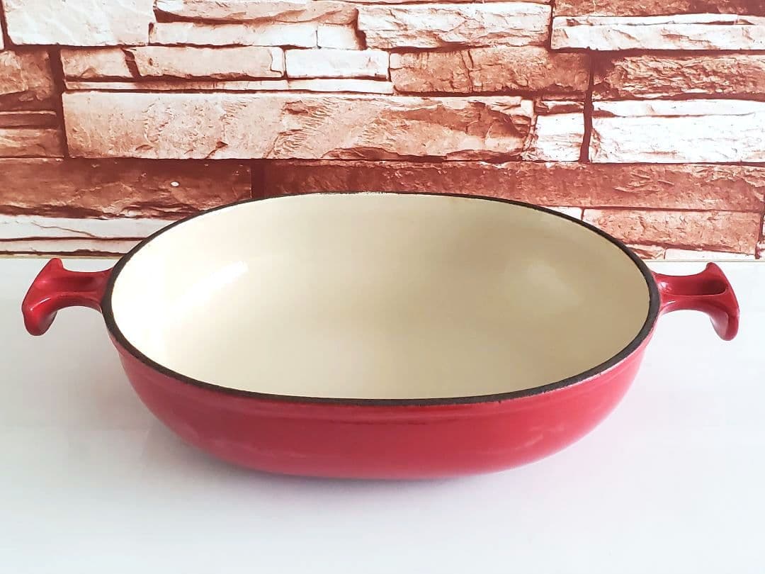 希少/週末価格】 ル・クルーゼ エンツォ マリ オーバル21㎝ - メルカリ