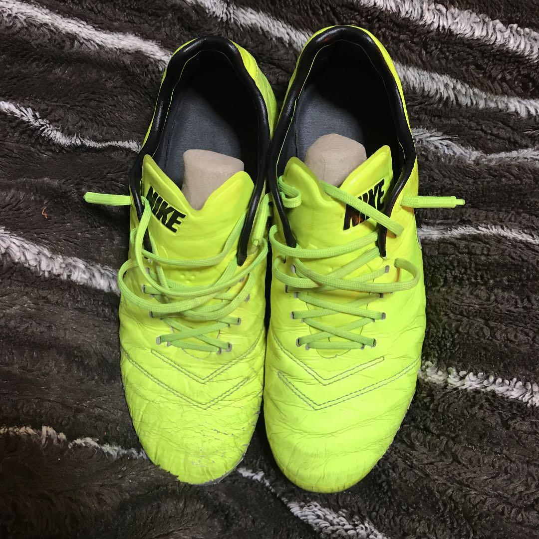 ナイキ ティエンポレジェンド6 HG 蛍光イエロー 27㎝ - メルカリ