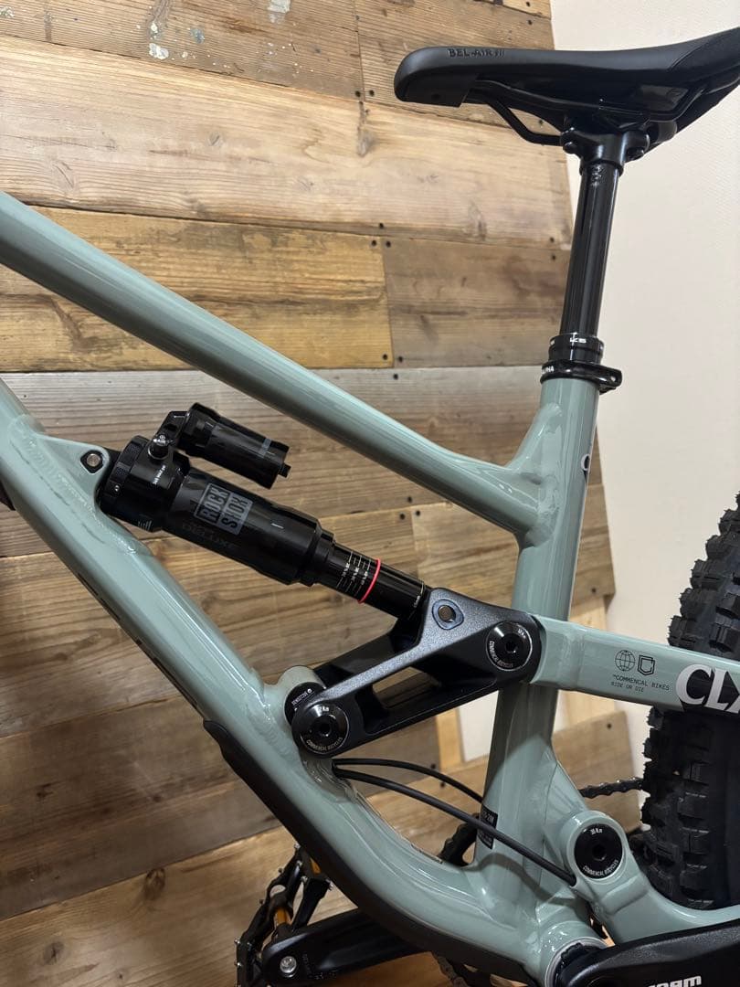 新品同様】COMMENCAL CLASH RIDE 2025 パイライトグレー - メルカリ