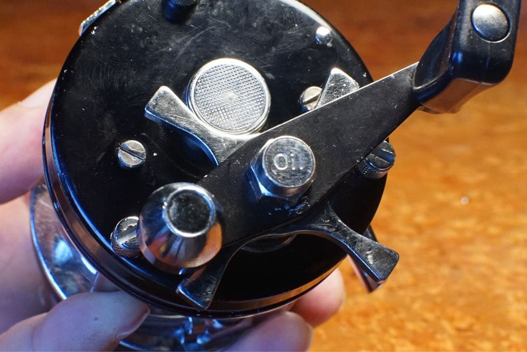 ABU アンバサダー 5001 C メンテ済 フレーム修正済 - メルカリ