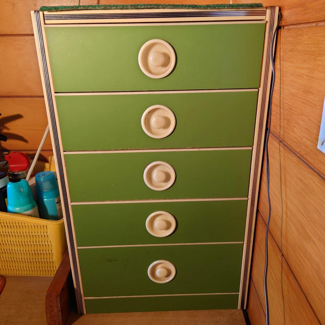 ◆昭和レトロポップ【緑色 5段チェスト】 丸型取っ手付き チェスト 昭和レトロ レトロポップ インテリア 当時物 緑 グリーン