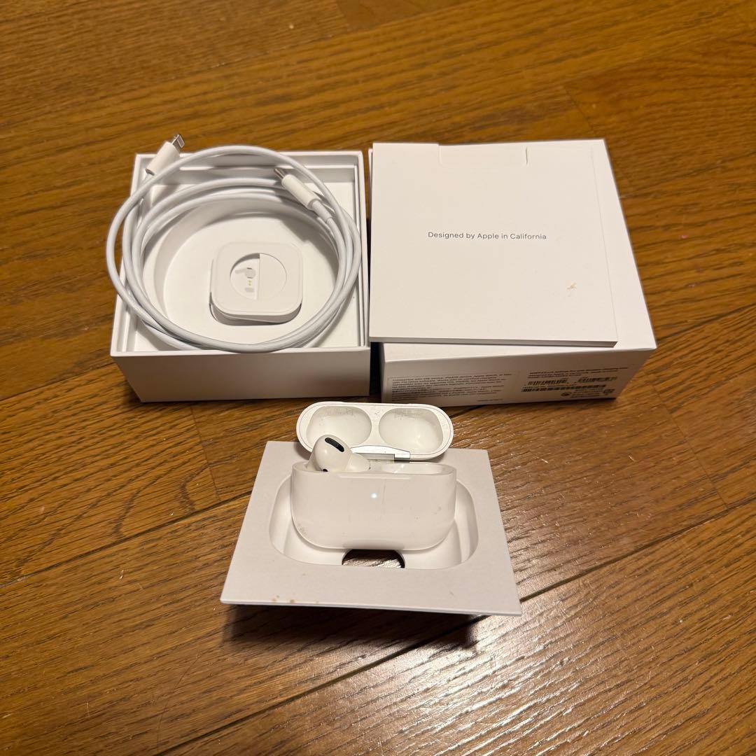 AirPods pro 第1世代 第一世代 本体 左耳 ケース 付属品 片耳 - メルカリ