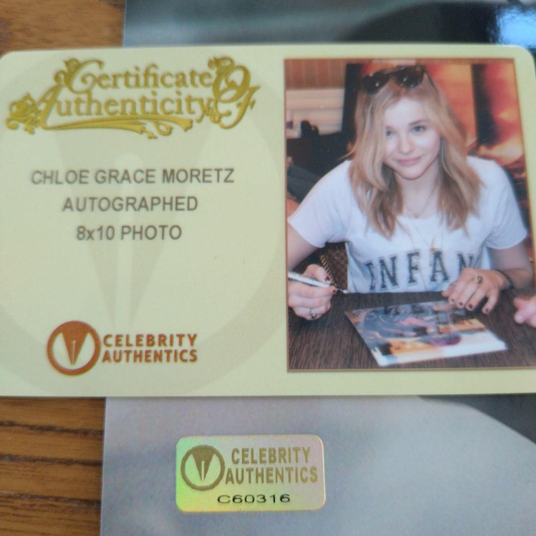 クロエ・グレース・モレッツ 直筆サイン 8×10インチ オートグラフ