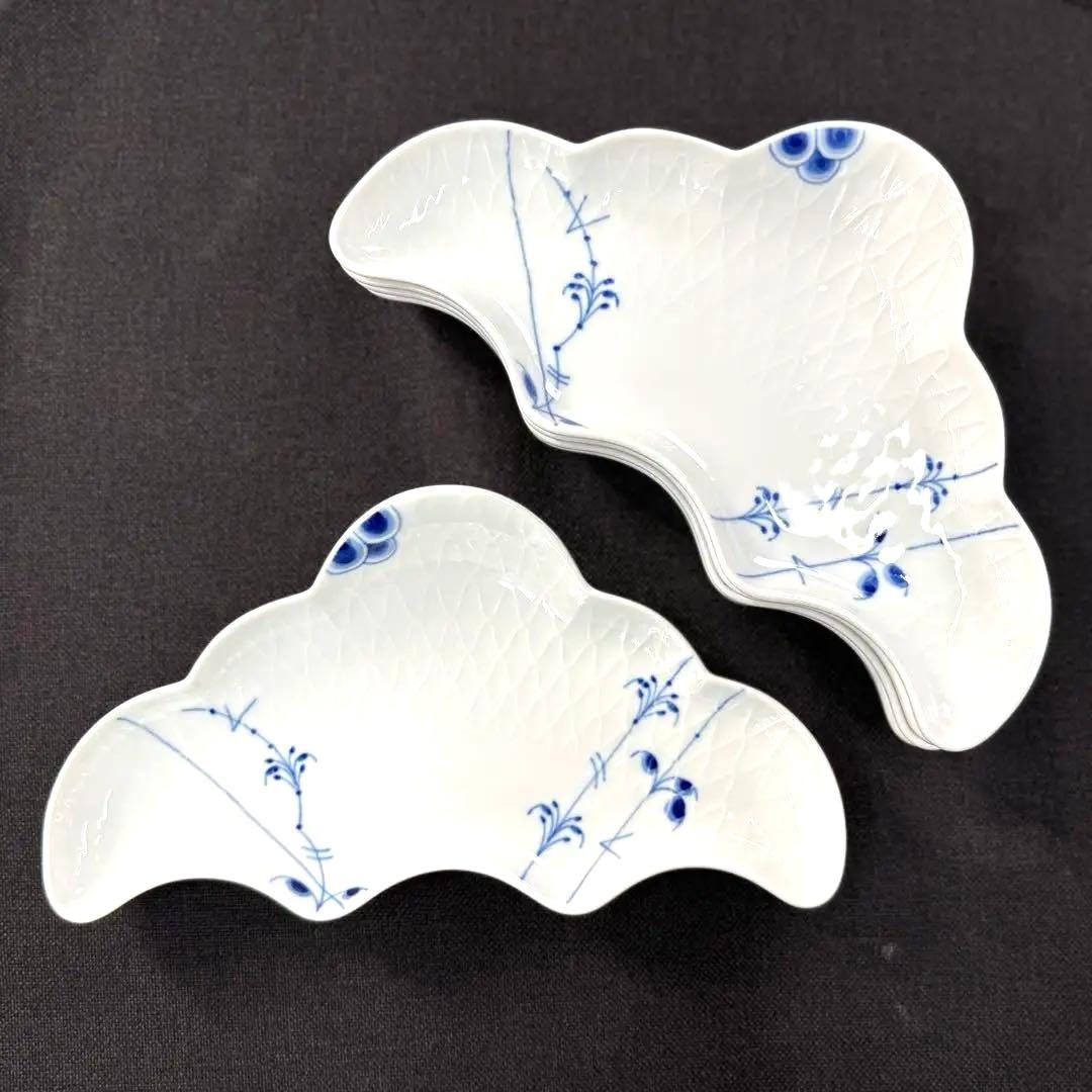 ロイヤルコペンハーゲン 希少 廃盤 ブルーパルメッテ クレセント