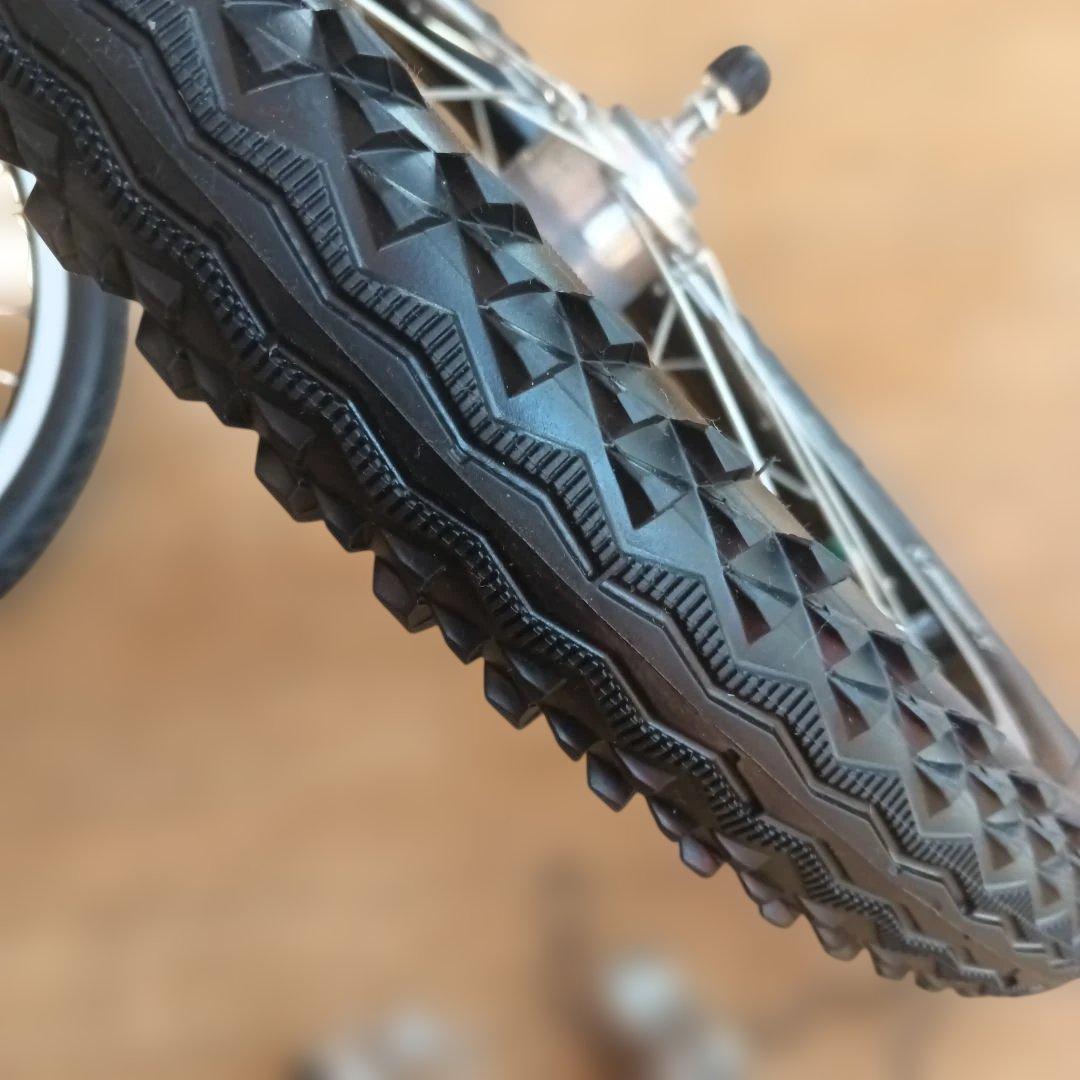 m*u様 ブリヂストン20インチ1.95幅オートライト前後輪セットシングル