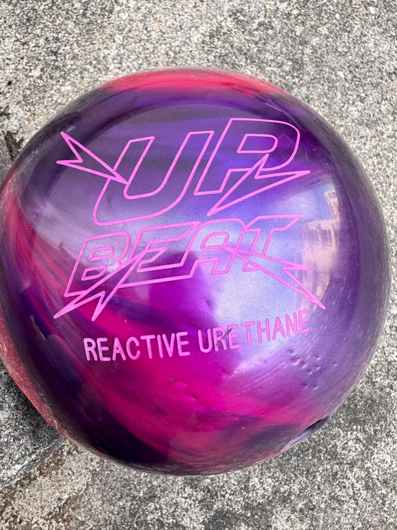 UP BEAT リアクティブウレタン ボウリングボール アップビート - メルカリ