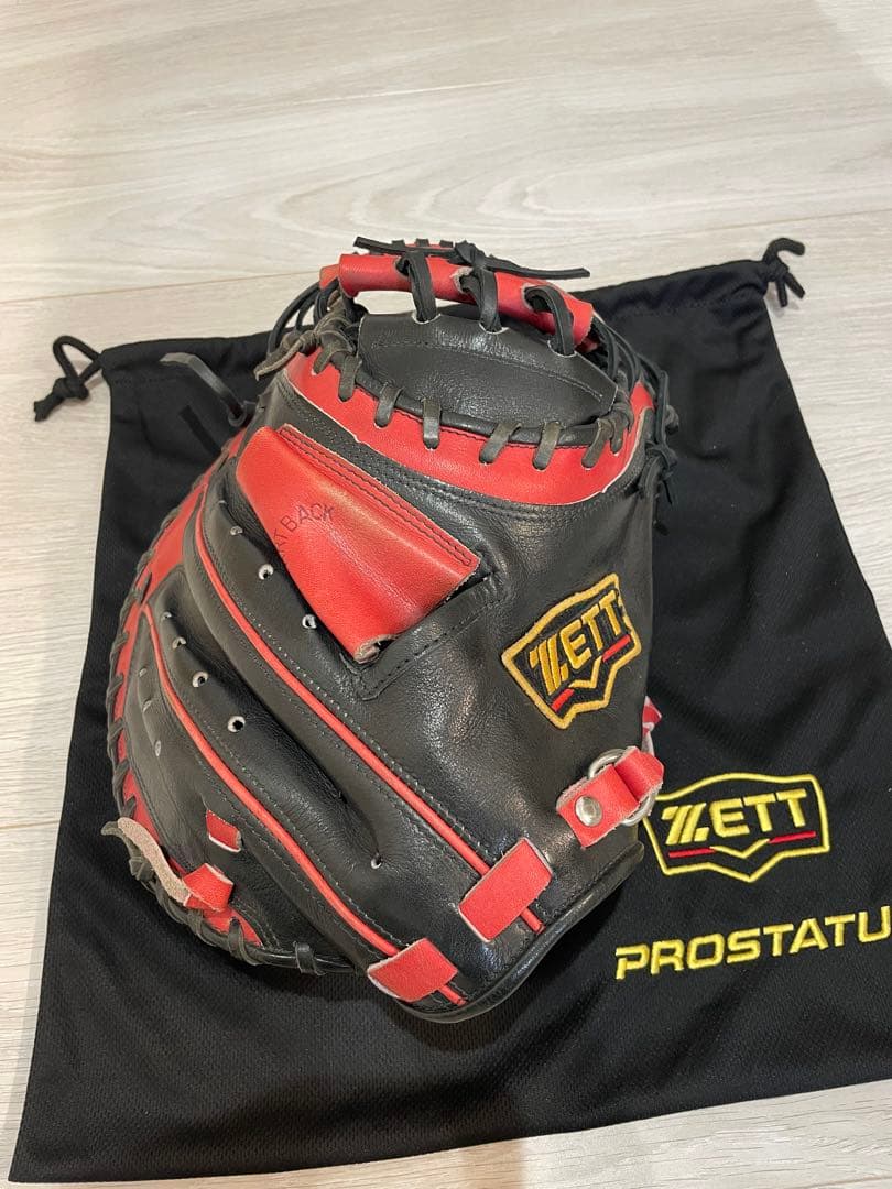 ZETT PROSTATUS 軟式グローブ ブラック/レッド ゼット（ZETT） 野球グローブ グラブ 軟式 内野手用 右投げ PROSTATUS