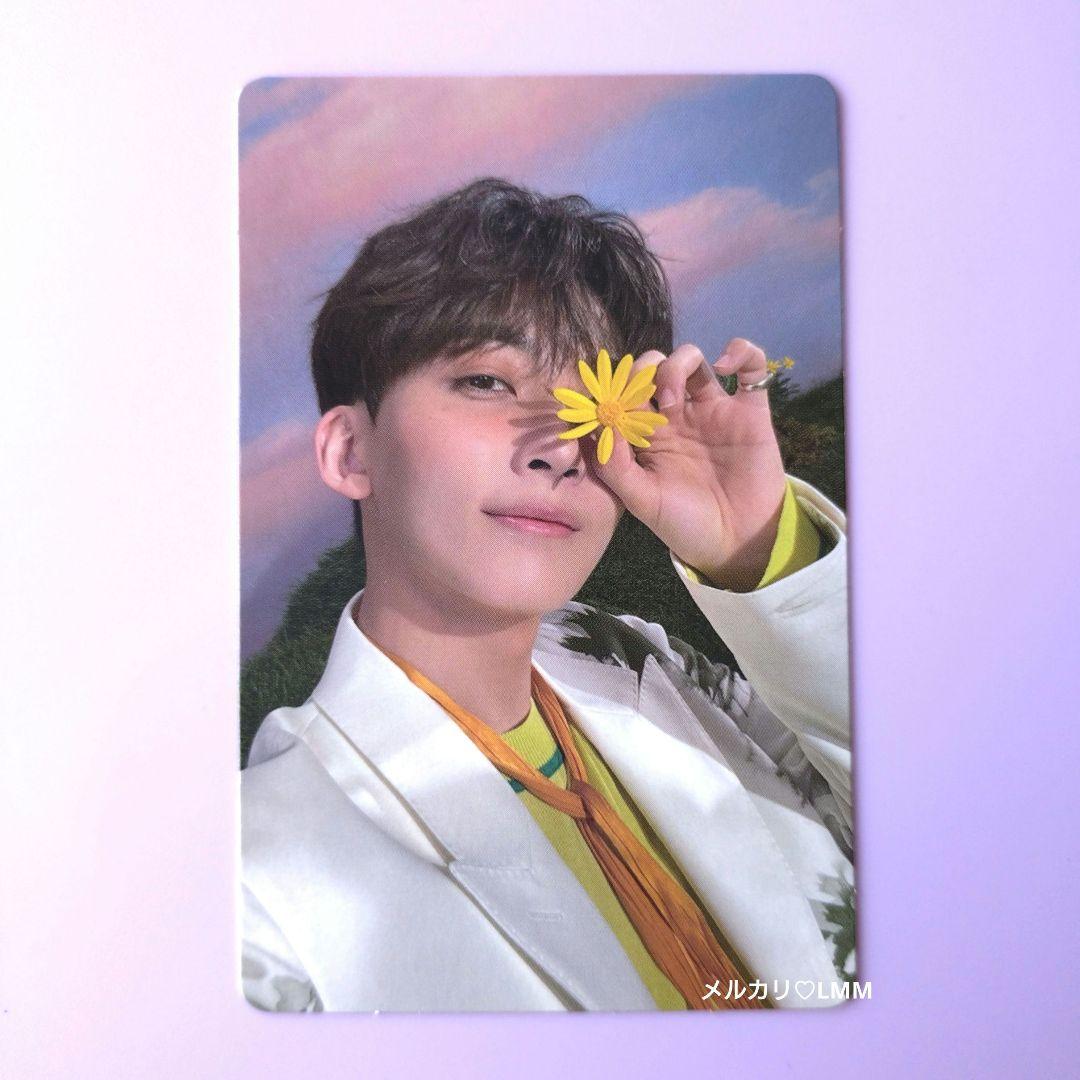 □SEVENTEEN□『SECTOR 17』封入 トレカ：ジョンハン ② セブチ - メルカリ