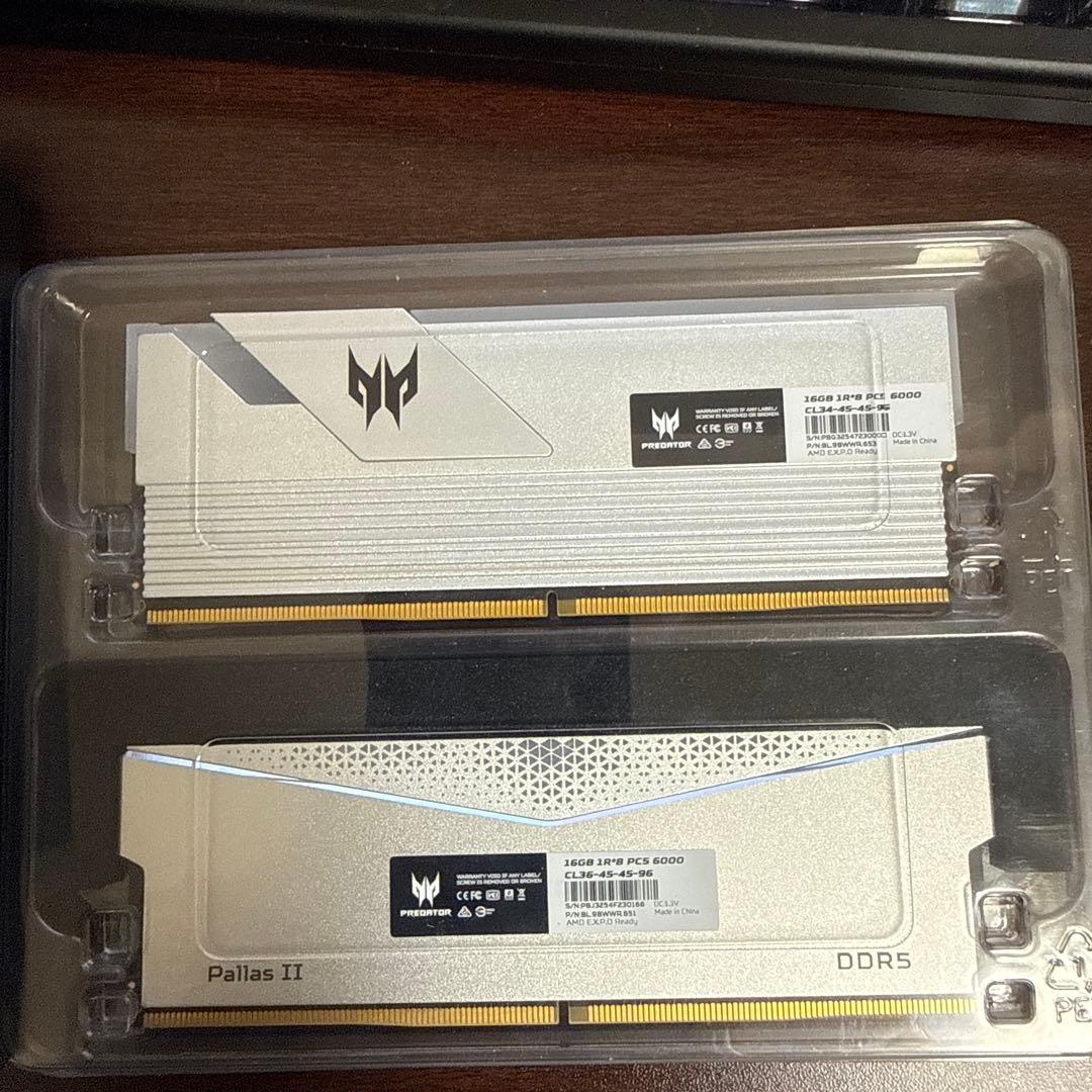 そ*9様 Predator Vesta II DDR5 16GB➕16GB - メルカリ