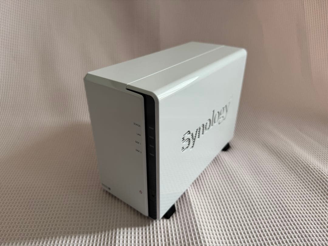 信頼のWDRed付】Synology DS223j ＆ WD 4TBHDD×2 - メルカリ