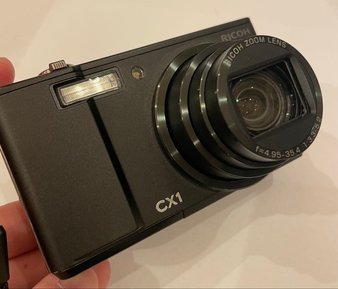 美品・付属品完備】動作確認済み RICOH CX1 ブラック 予備バッテリー付