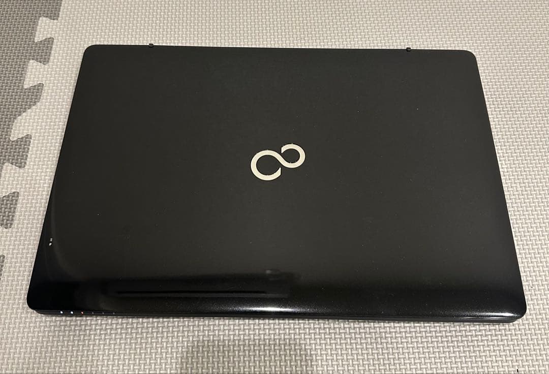 富士通AH43/D1 SSD256GB AMD Ryzen3 8GB Win11 - メルカリ