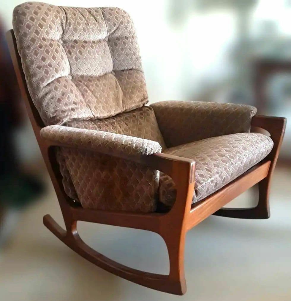 ロッキングチェア・一人掛けソファ Amazon｜ソファー 一人掛け,ロッキングチェア,リクライニングチェアー