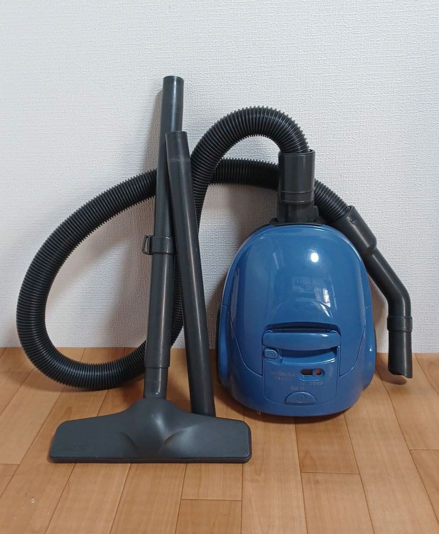 HITACHI 日立 青いキャニスター掃除機 クリーナー(紙パック式) - メルカリ