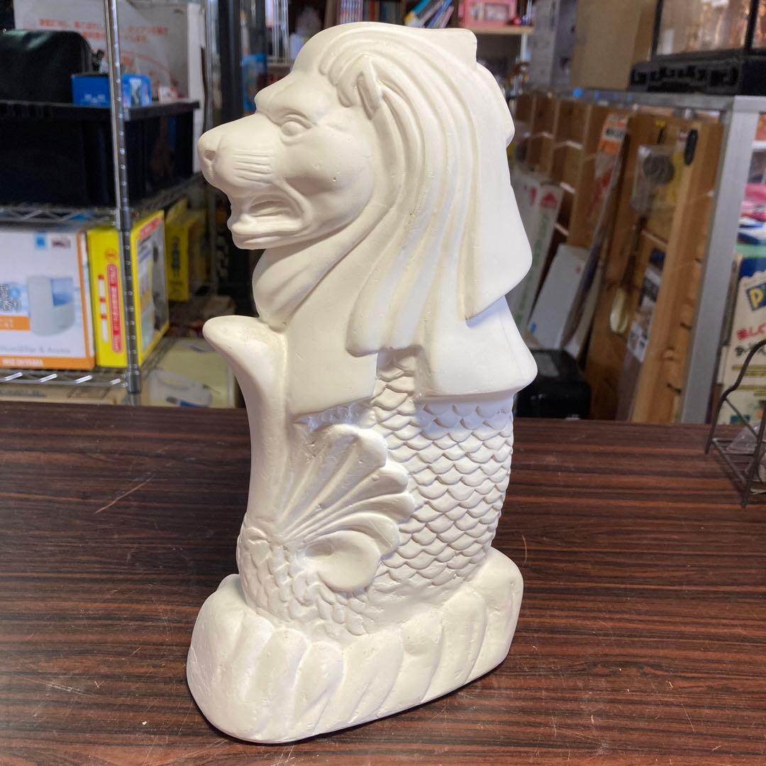 マーライオンの貯金箱 陶器製 シンガポール 高さ27.5cm 置物