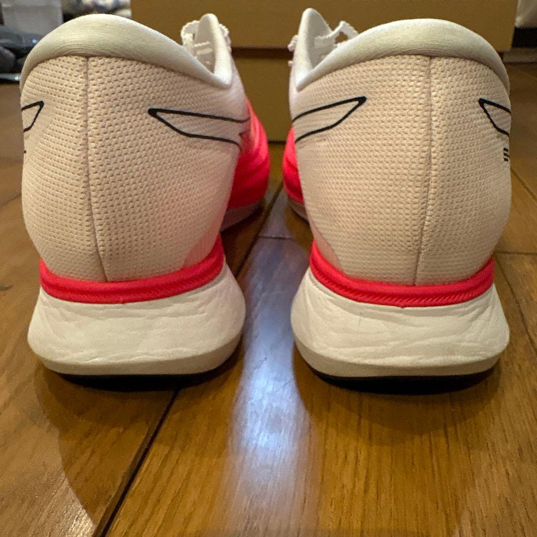 ASICS S4 28.5 Diva Pink/White 走行62km美品 - メルカリ