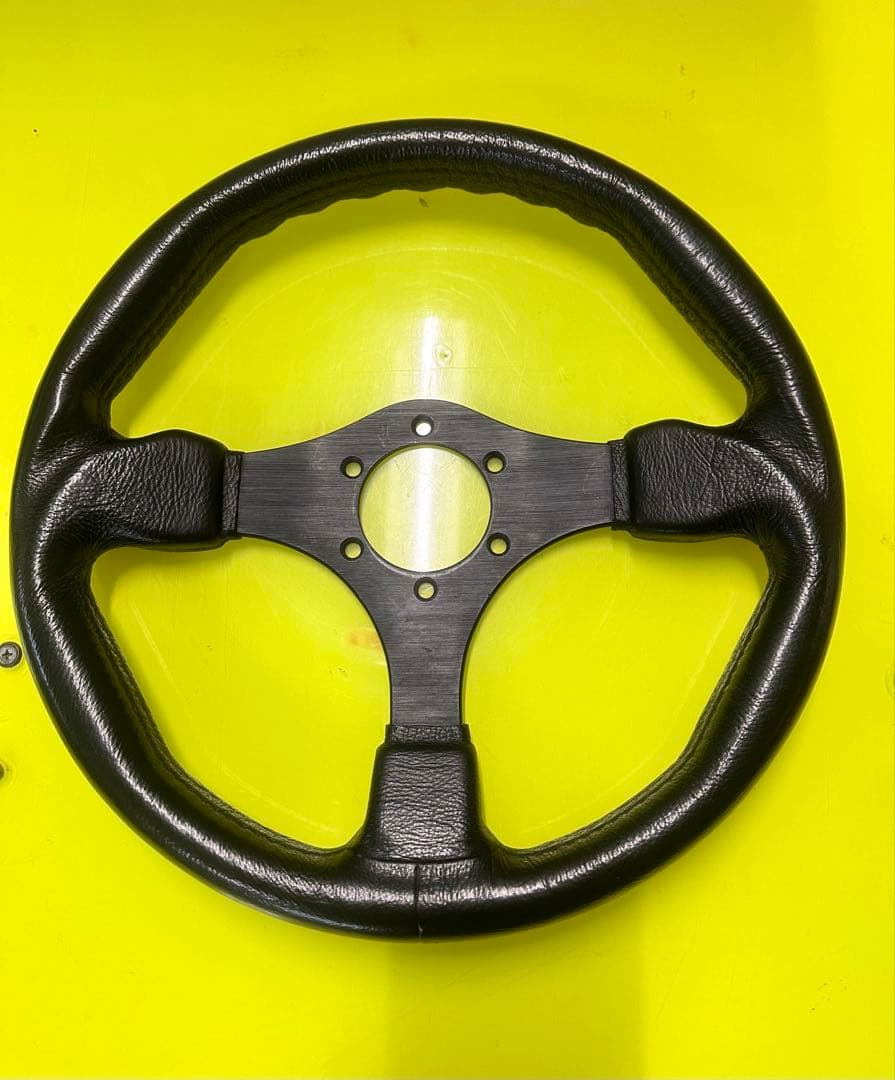 メーカー不明 32π ステアリング ハンドル 社外 レザー - メルカリ