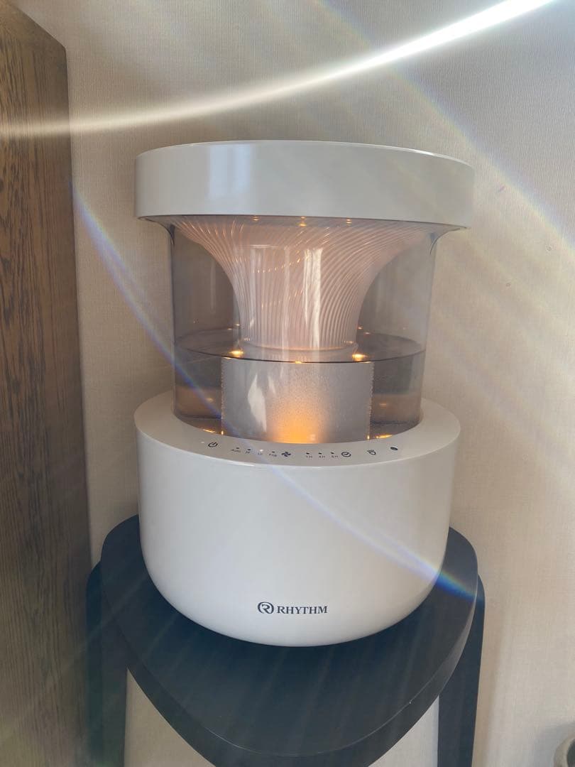 RHYTHMリズム 超音波式 プールレス加湿器 MIST 300 リズム プールレス超音波式加湿器 MIST 300 レビュー。お手入れ簡単