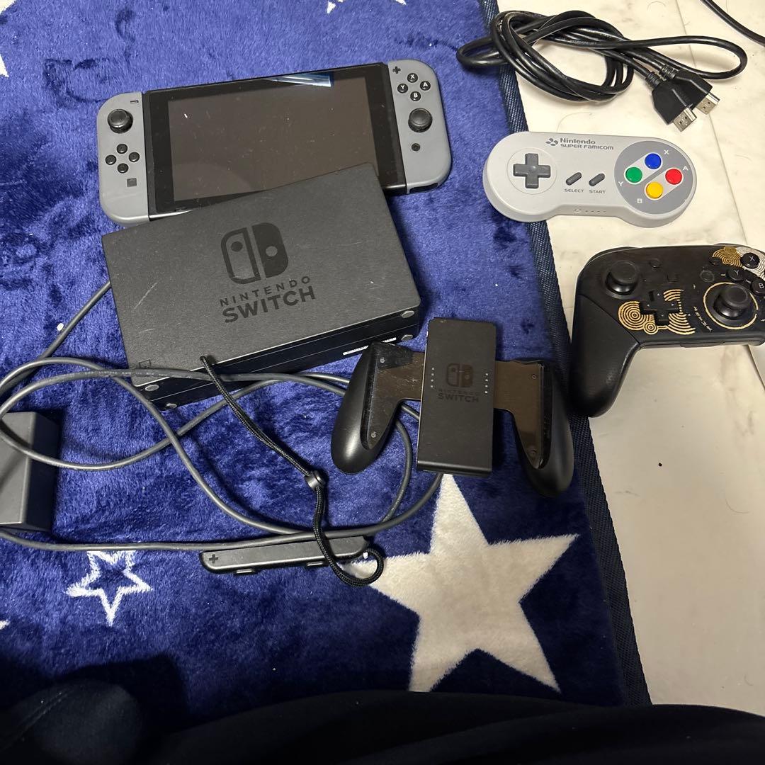 Nintendo Switch 本体 箱無し　コントローラー付き　欠品あり Amazon.co.jp: Nintendo Switch ニンテンドー スイッチ 本体のみ 単品