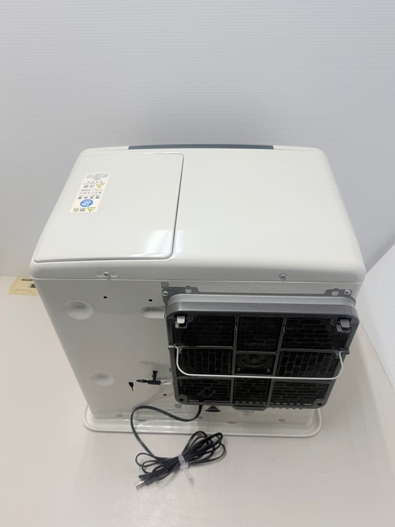 ダイニチ ブルーヒーター FW-5718LS 2018年式 9.0L 動作確認済