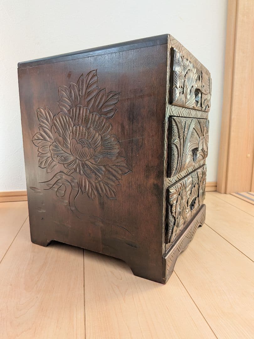 木製彫刻小物入れ 3引き出し 日光彫 軽井沢彫 伝統工芸 - メルカリ