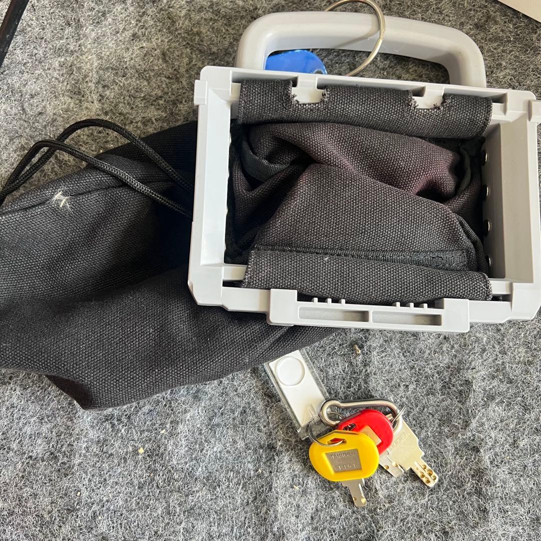 G10激安早い者勝ち✨ 東芝テック 自動釣銭機 VITESE ヴィッテス - メルカリ