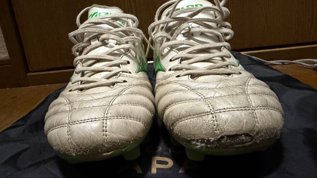 モレリアネオ4 JAPAN 26cm シューズキーパー付き - メルカリ