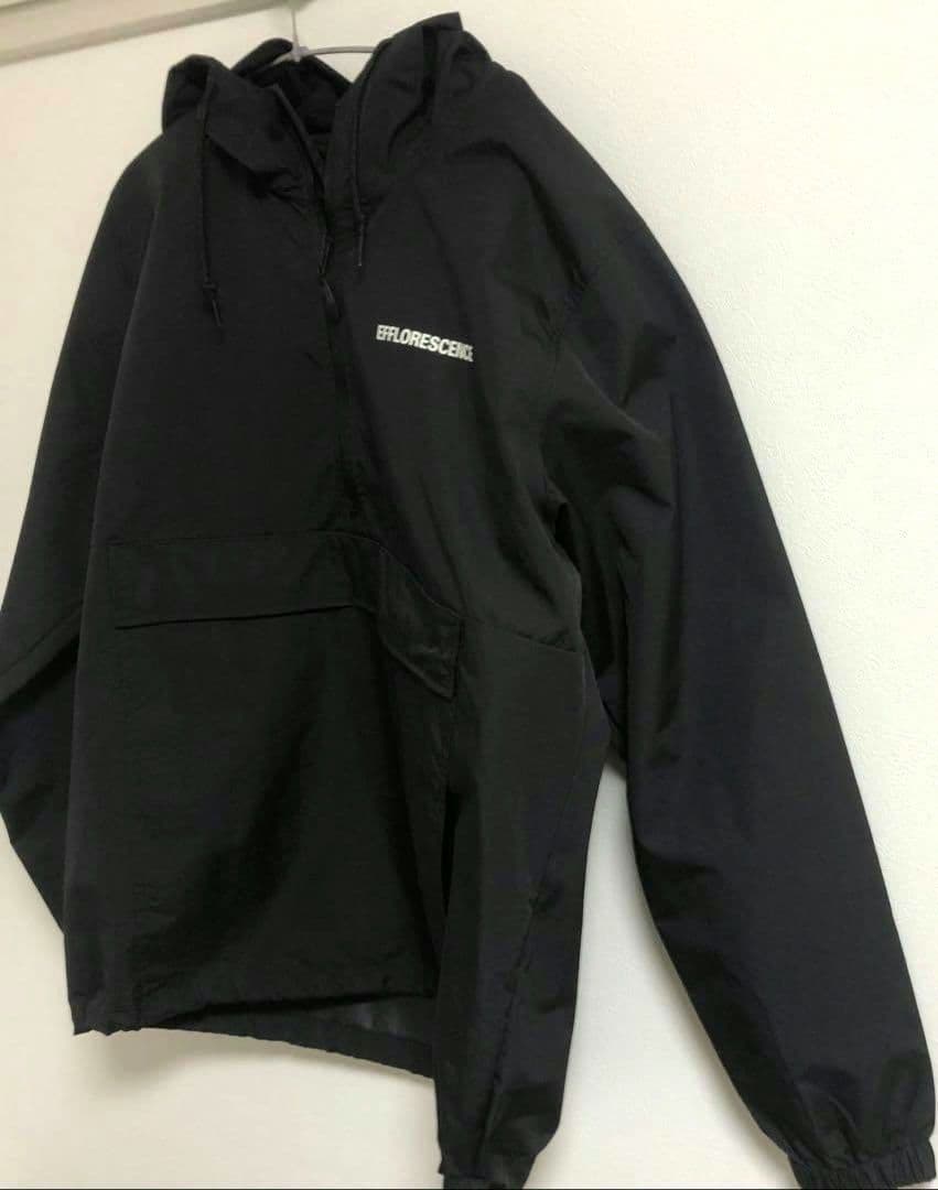 人気】EFFLORESCENCE(エフロレッセンス) ナイロンパーカー黒/L