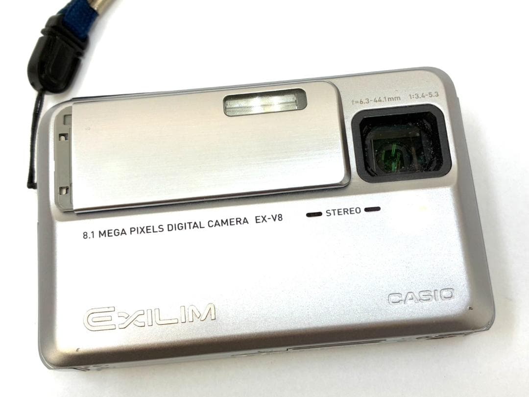 25S11-068 CASIO EX-V8 カシオ 通電OK 付属品付 デジカメ
