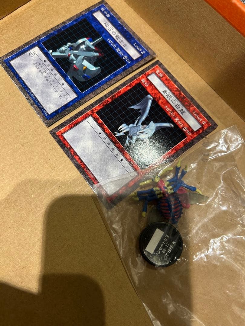 遊戯王 ダンジョンダイスモンスターズ インセクトクイーン 青眼の白龍