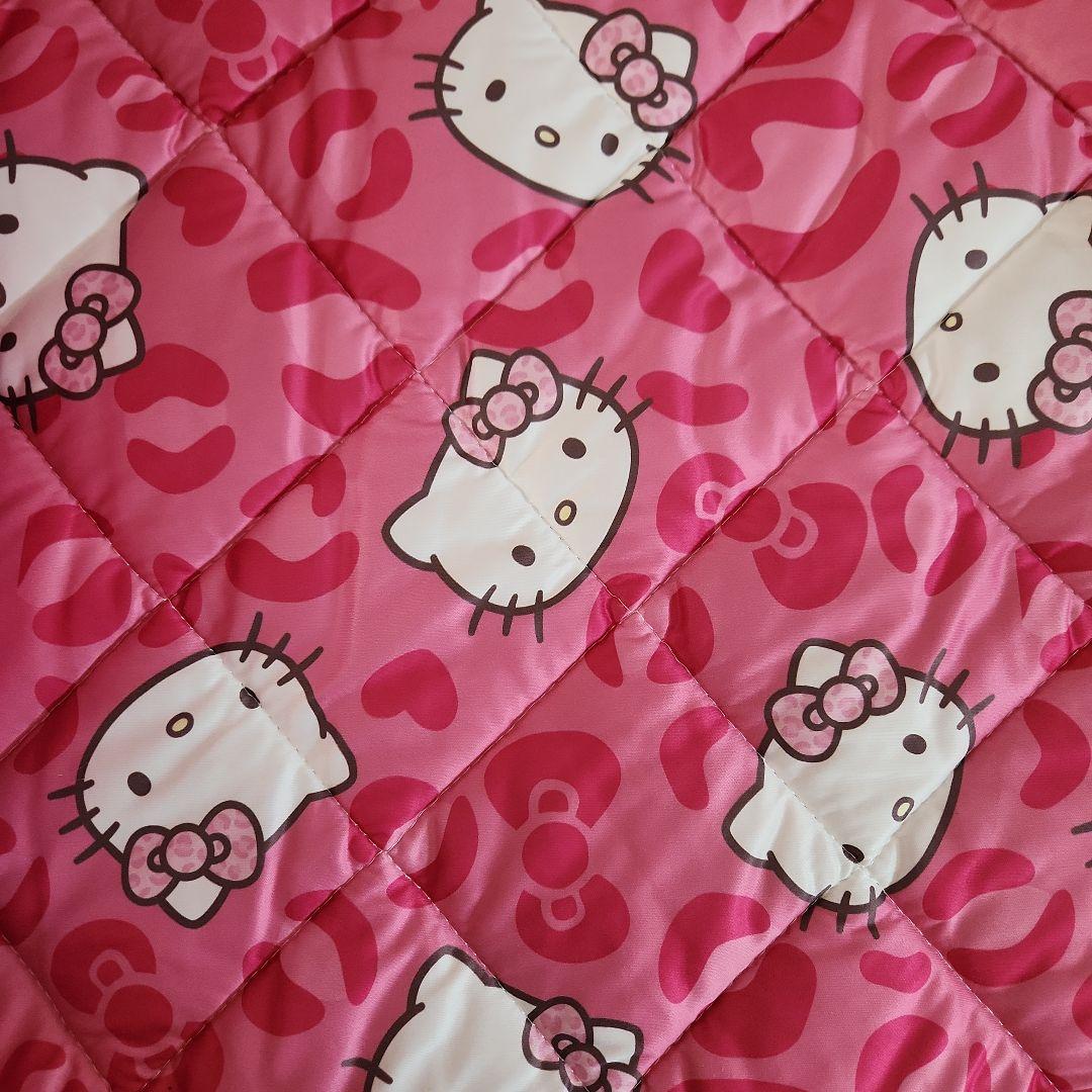 ヒョウ柄 ピンク キティ 敷きパッド アベイル 新品 - メルカリ