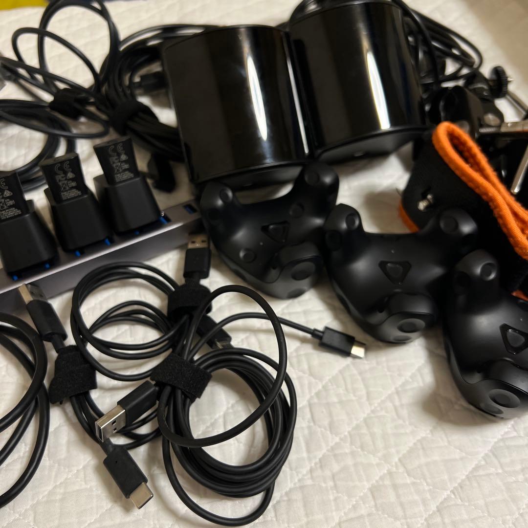 HTC VIVE トラッカー3.0＋ベースステーション2.0 フルトラセット Amazon.co.jp: HTC VRヘッドセットアクセサリー VIVE トラッカー 3.0