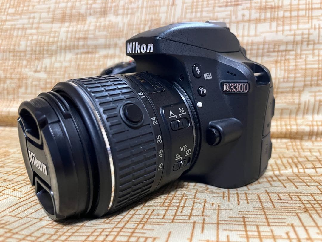 美品！ショット数2028枚！】Nikon D3300 18-55レンズキット - メルカリ