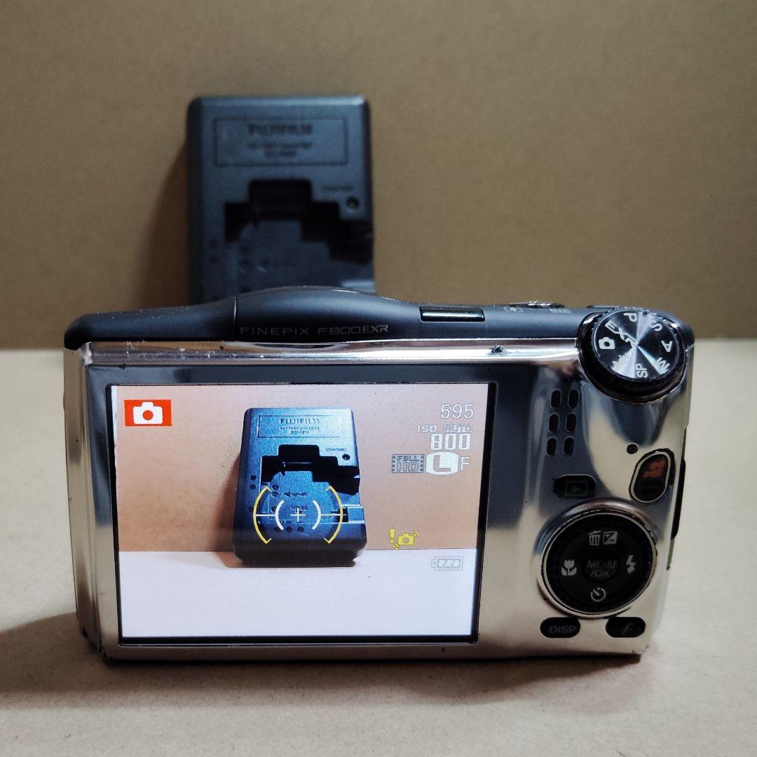 スマホ転送対応 光学20倍ズーム！FinePix F800EXR⚠️わけあり品