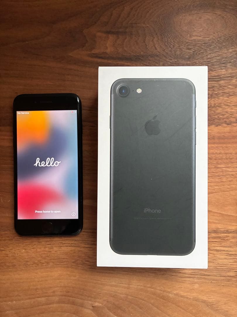 iPhone 7 32GB ブラック SIMフリー - メルカリ