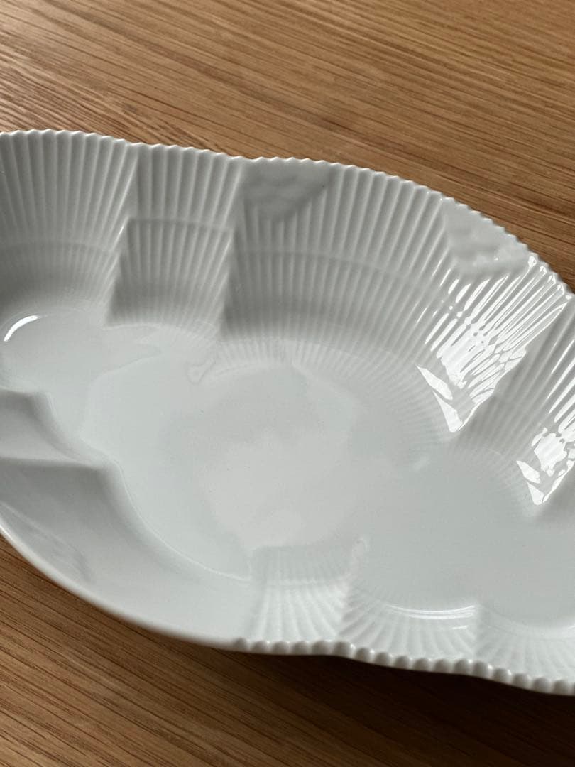 ロイヤルコペンハーゲン ホワイトエレメンツ オーバルディッシュ 新品