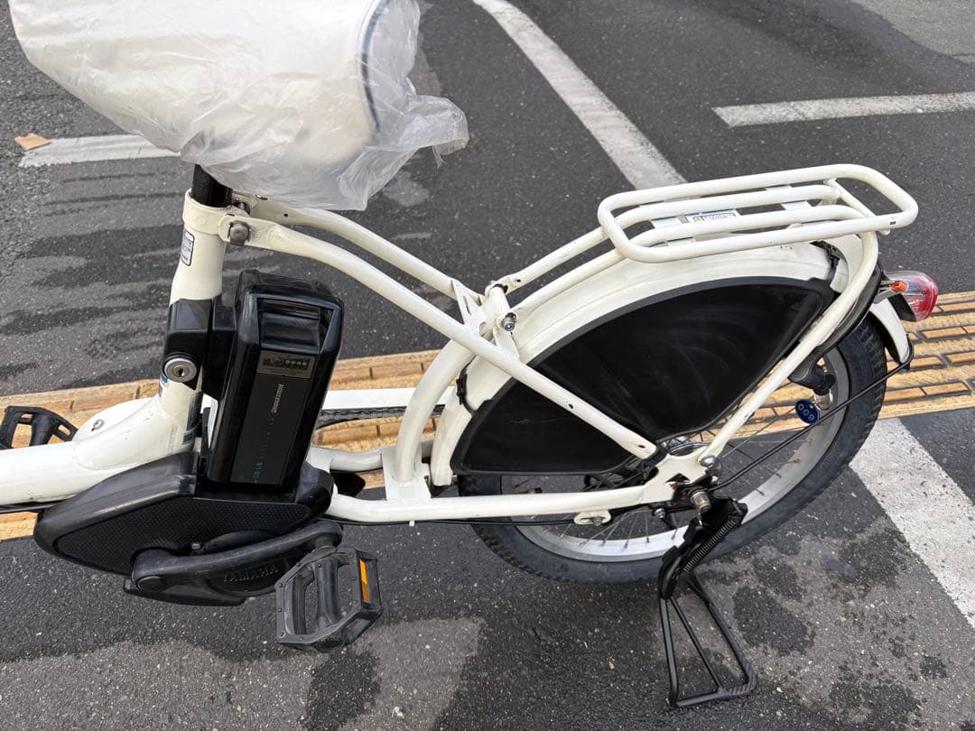 中古20㌅ブリヂストン電動アシスト自転車　8.7Ah 大阪　009番
