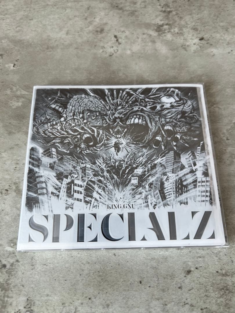 KING GNU SPECIALZ - メルカリ