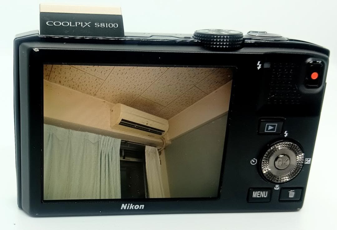デジタルカメラ Nikon Coolpix S8100 12.1MP10X Zoom Gold