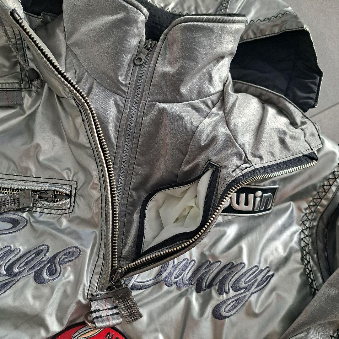 希少】GOLDWIN スキーウェア ルーニーチューン 上下セット - メルカリ