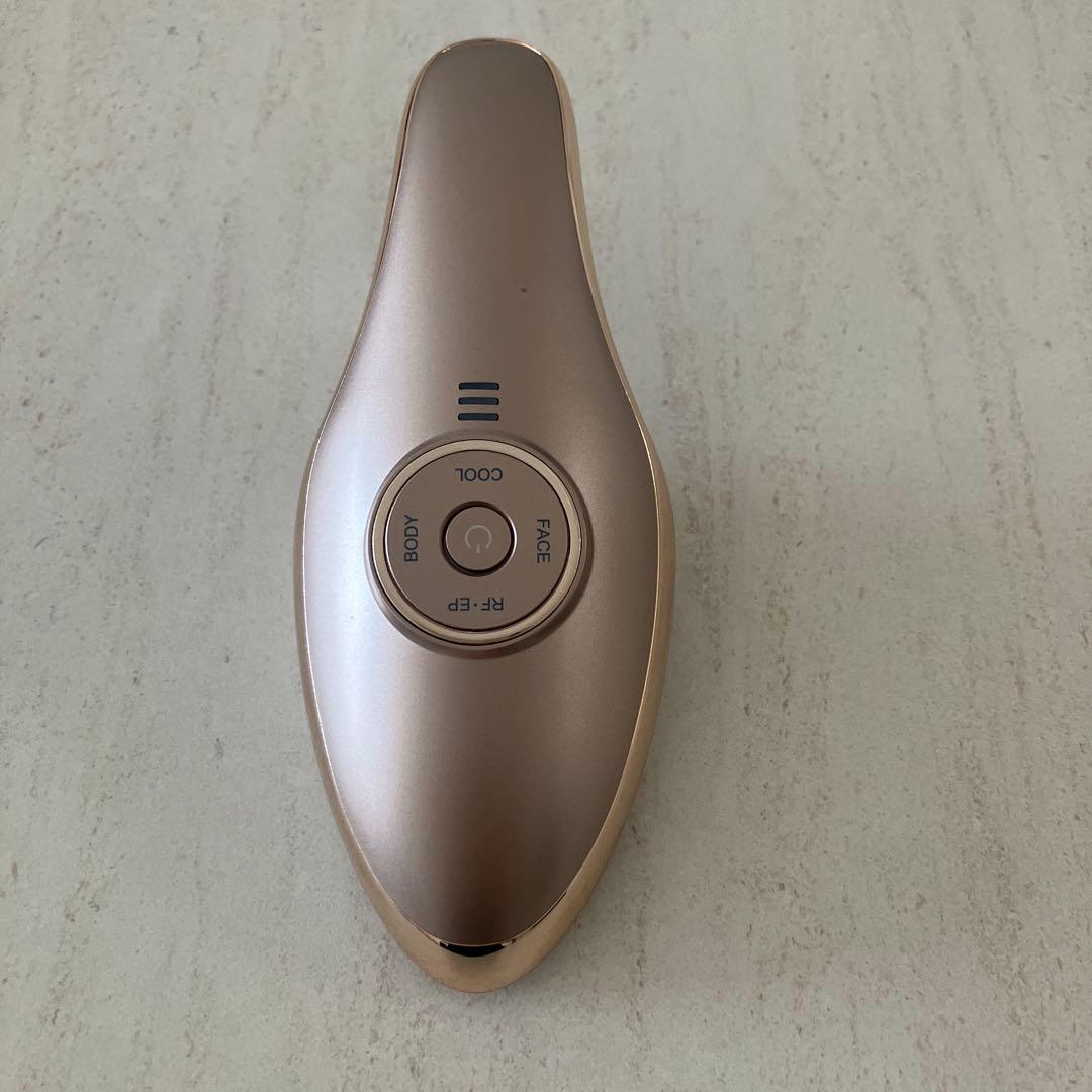 MEラボンエクラ　美顔器 冷却・温熱機能付き 楽天市場】【最強配送】MEラボンエクラ 美顔器 テレビ紹介商品 EMS