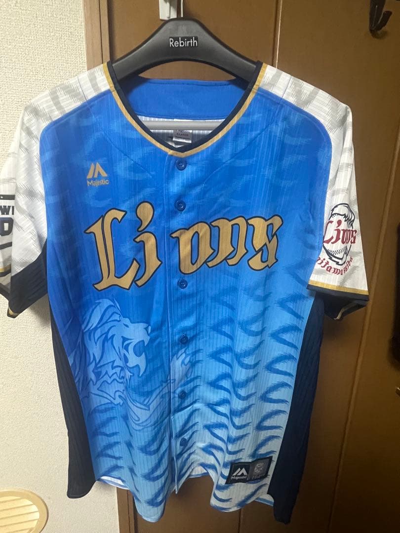 新品タグ付き 埼玉西武ライオンズ 源田壮亮ユニフォーム XL 限定