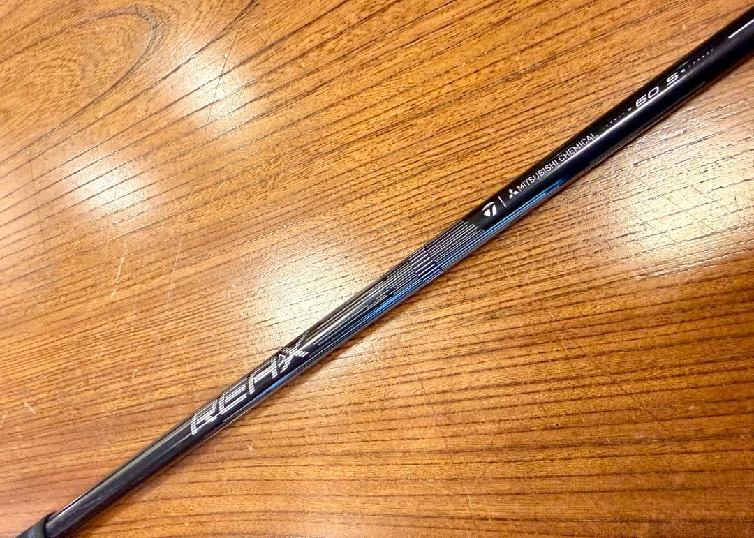 シャフトのみ】 Qi4D純正ドライバーシャフト REAX LR 60S - メルカリ