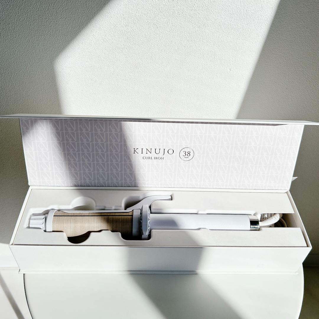 KINUJO 38mm カールアイロン 公式】新KINUJO Curl~絹女カール~アイロン【26/32/38mm】 – 髪との暮らし。