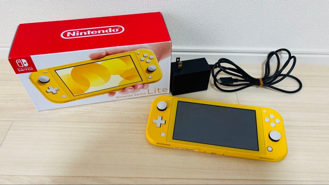 Nintendo Switch Lite イエロー 充電器付き 新品充電器付き】Nintendo Switch Lite イエロー 本体 - メルカリ