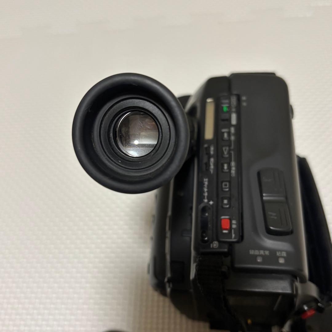 SONY CCD-TR55 ビデオカメラ本体、ACC KIT-TR NP-90 - メルカリ