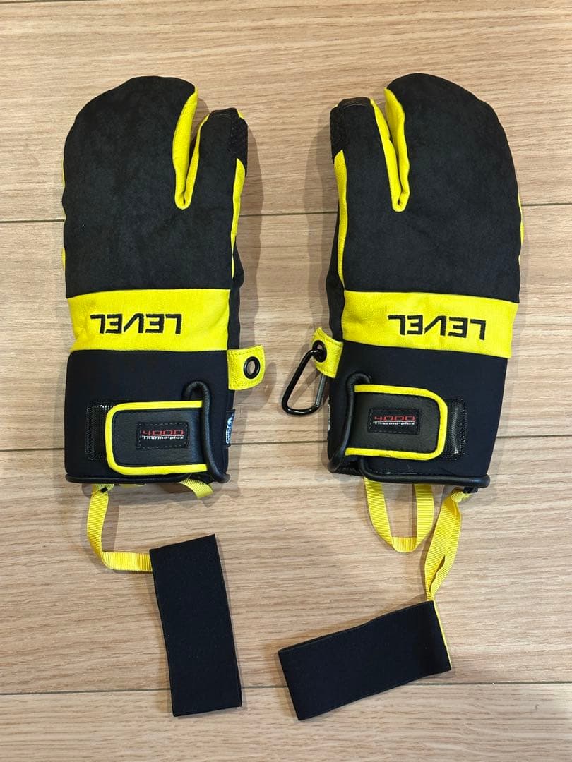 LEVEL COACH スキーグローブ 7.5（SM） 超美品】LEVEL COACH スキーグローブ 7.5 定価2.2万円 - メルカリ